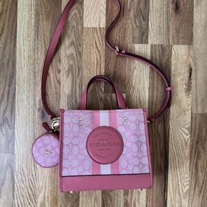 Coach Pink Dempsey 22 Tote